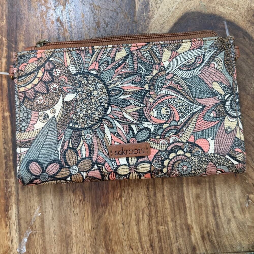 Sakroots Crossbody Wristlet Wallet Clutch Mandala Boho Sketch Artsy